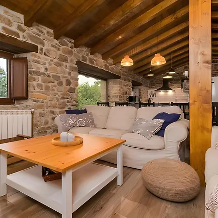 Chalet Pasiega El Ojal San Pedro Del Romeral