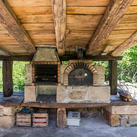 Chalet Pasiega El Ojal San Pedro Del Romeral