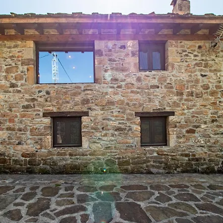 Pasiega El Ojal * San Pedro Del Romeral