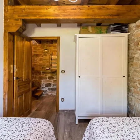 Pasiega El Ojal * San Pedro Del Romeral