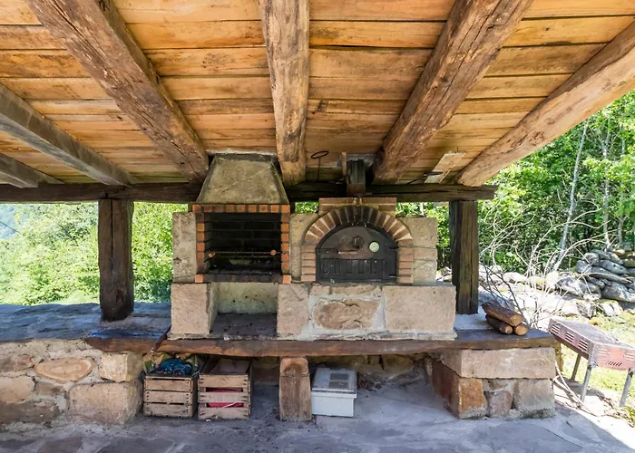 Chalet Pasiega El Ojal San Pedro Del Romeral