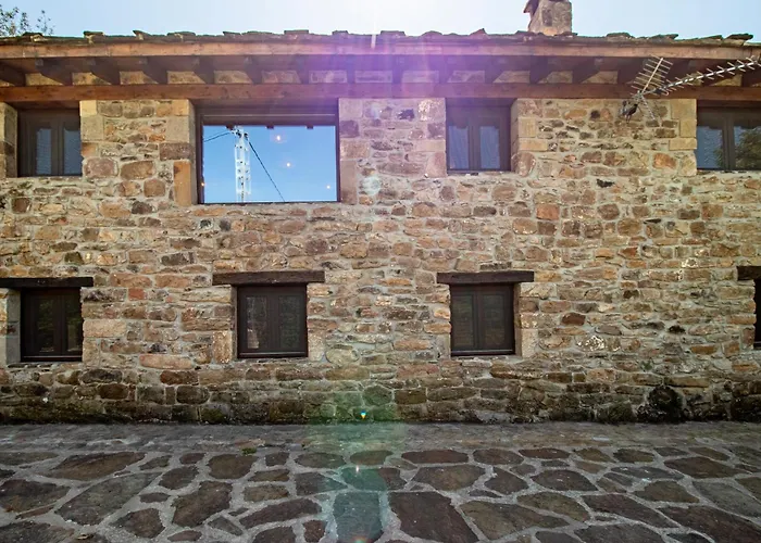 Pasiega El Ojal * San Pedro Del Romeral